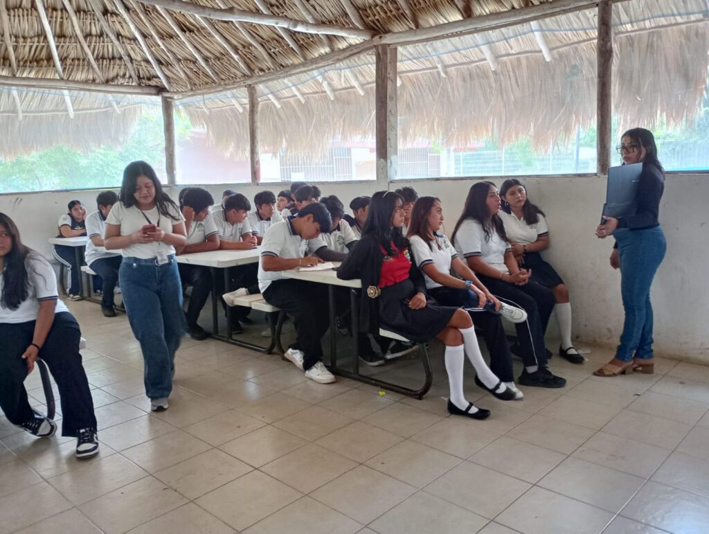 Impulsan cultura de respeto y prevención de la violencia entre estudiantes de Lázara Cárdenas